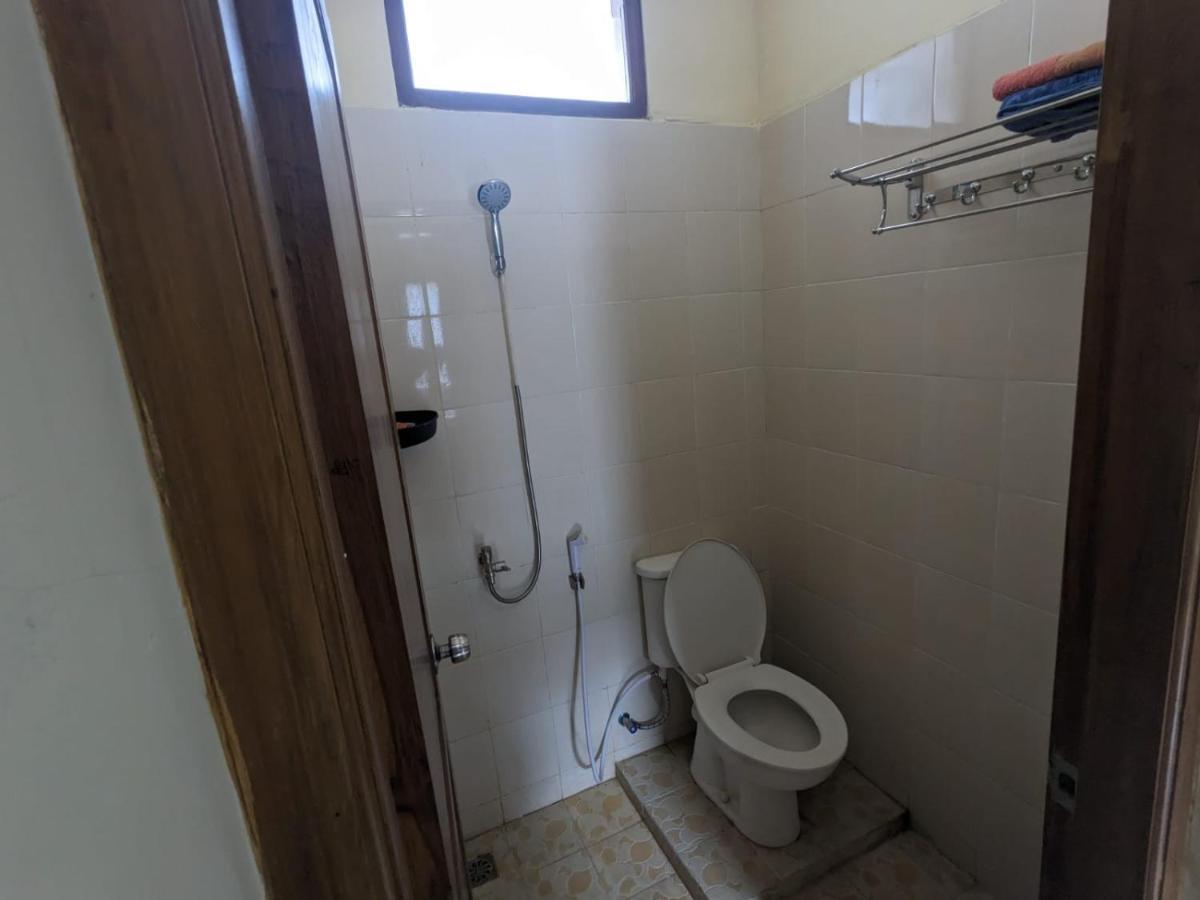 Rumah Pagar Merah Homestay Джокякарта Екстериор снимка